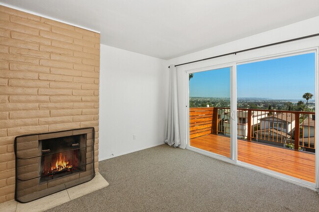 Master bedroom - 2461 Geranium St