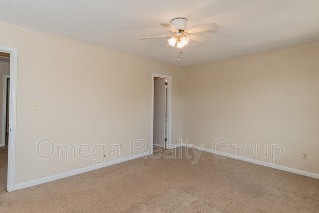 Building Photo - 2364 Grayson Valley Cir