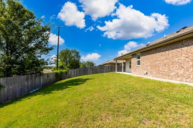Building Photo - 6302 Castle Gap Dr