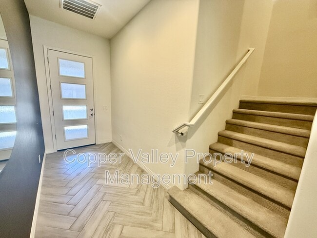Building Photo - 7336 E Vista Bonita Dr
