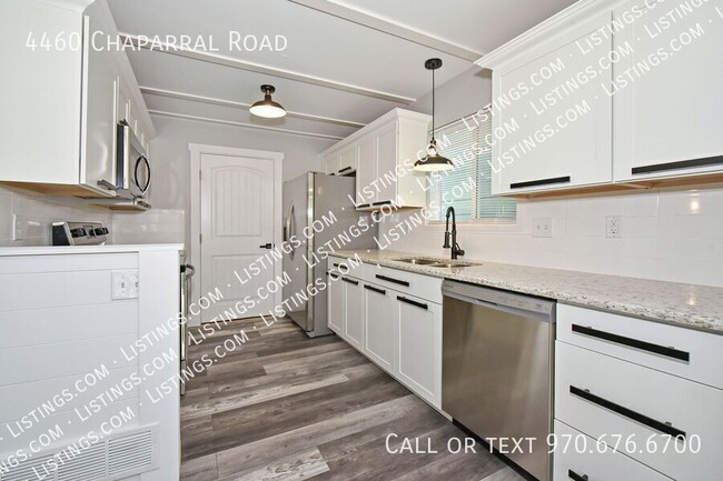 Building Photo - BEAUTIFUL REMODELED home in Chaparral Ridge!