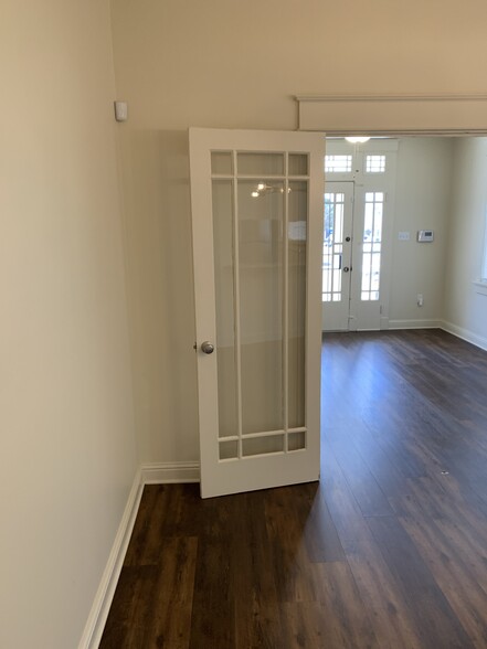 Living Room - 7331 Spruce St