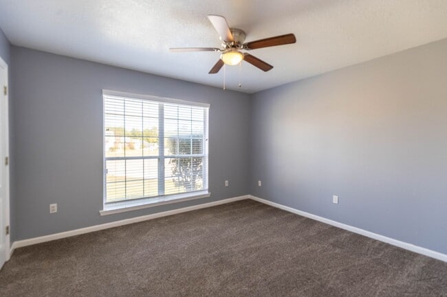 Building Photo - 4 BED 2 BATH NORTH WOOLMARKET SCHOOL DISTRICT!! THIS HOUSE IS A MUST SEE!!