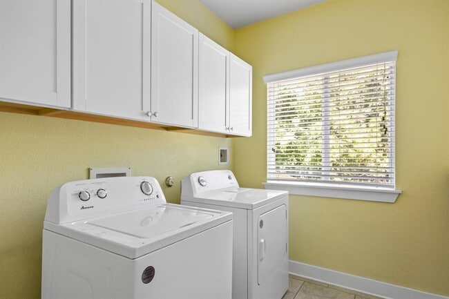 Building Photo - 6717 Alleyton Dr