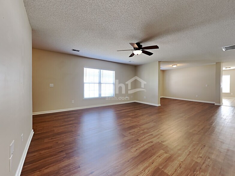 Building Photo - 156 Wildberry Ln