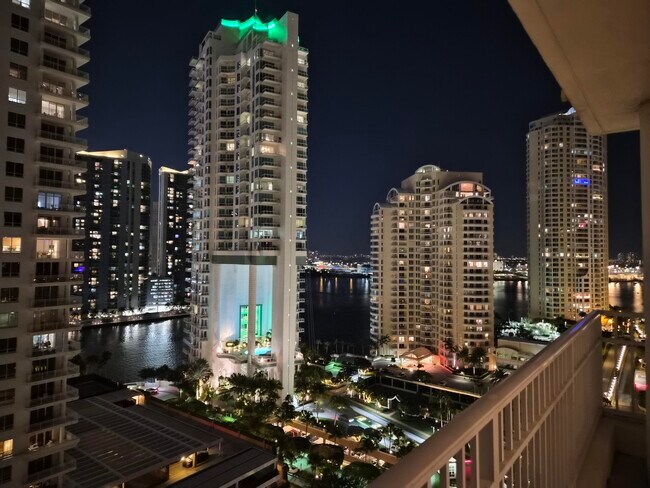 Building Photo - 701 Brickell Key Blvd