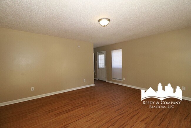 Building Photo - 3515 Chowning Rd