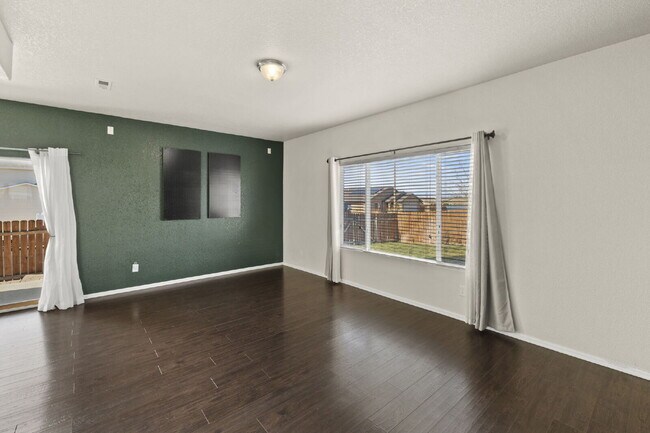 Building Photo - 2217 Inspiration Ln