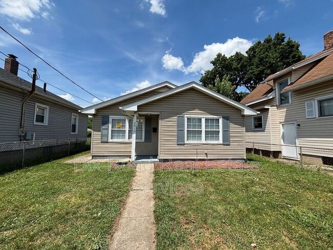 Building Photo - 2013 Sherman Ave
