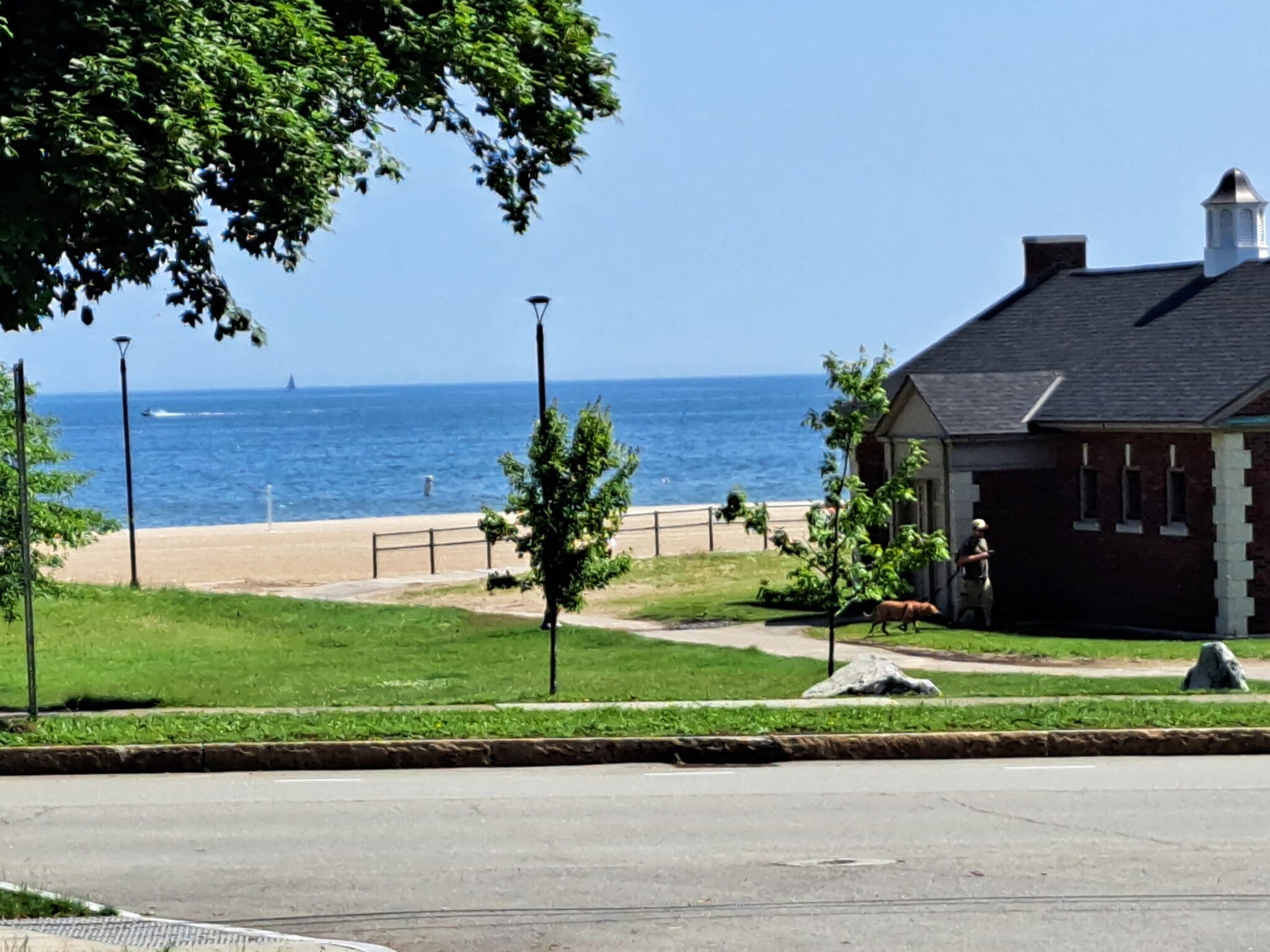 Beach across the street - 22 Wilder Ter