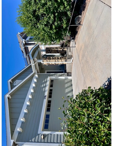 Building Photo - 2791 Exmoor Ln