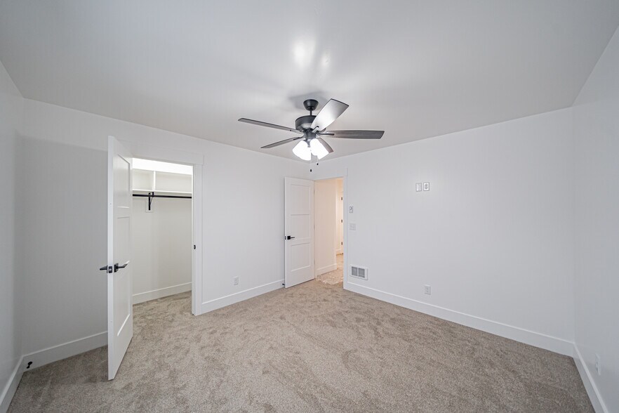 Building Photo - 497 Pleasant Country Ln