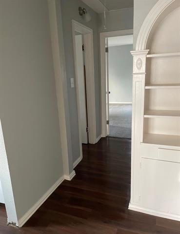 Building Photo - 210 W Willingham St