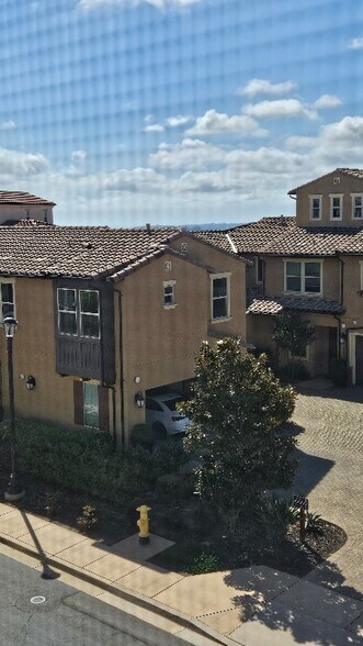Building Photo - 16118 Veridian Cir