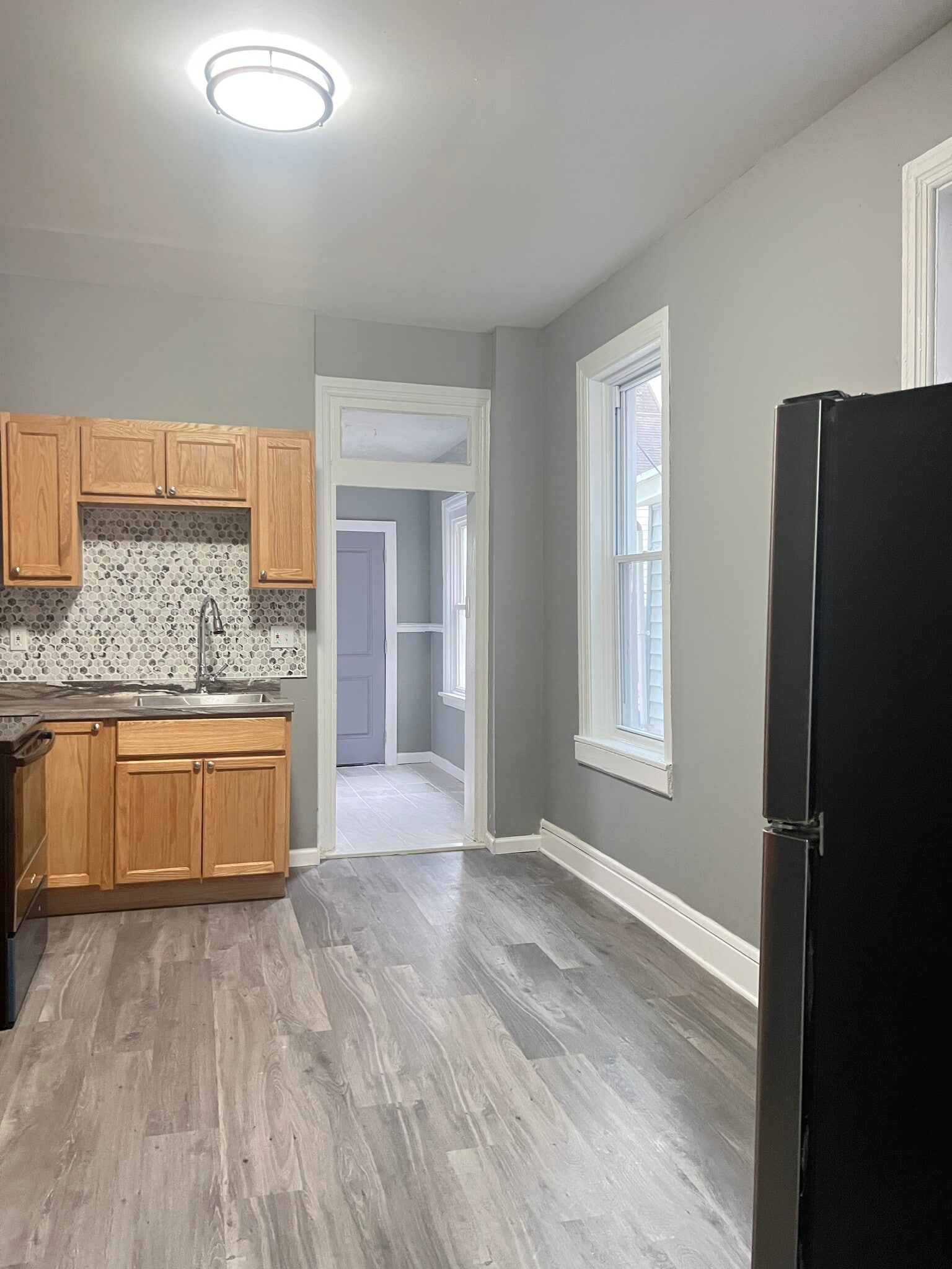 Kitchen - 1807 Market St