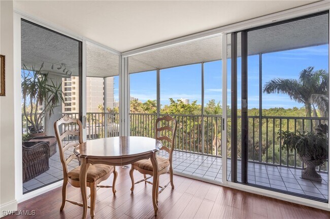 Building Photo - 5550 Heron Point Dr