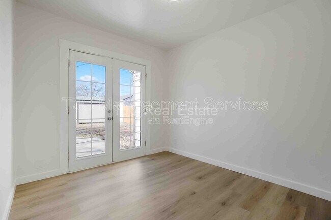 Building Photo - 1741 Newark St