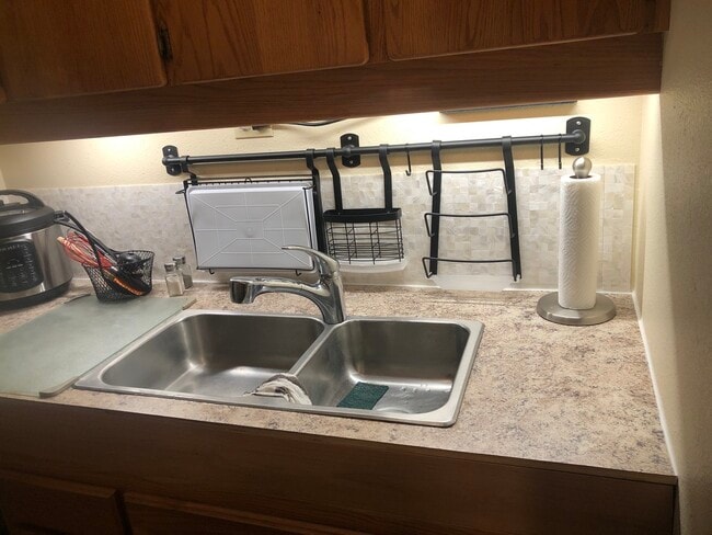 Building Photo - 952 NW 23rd Ave