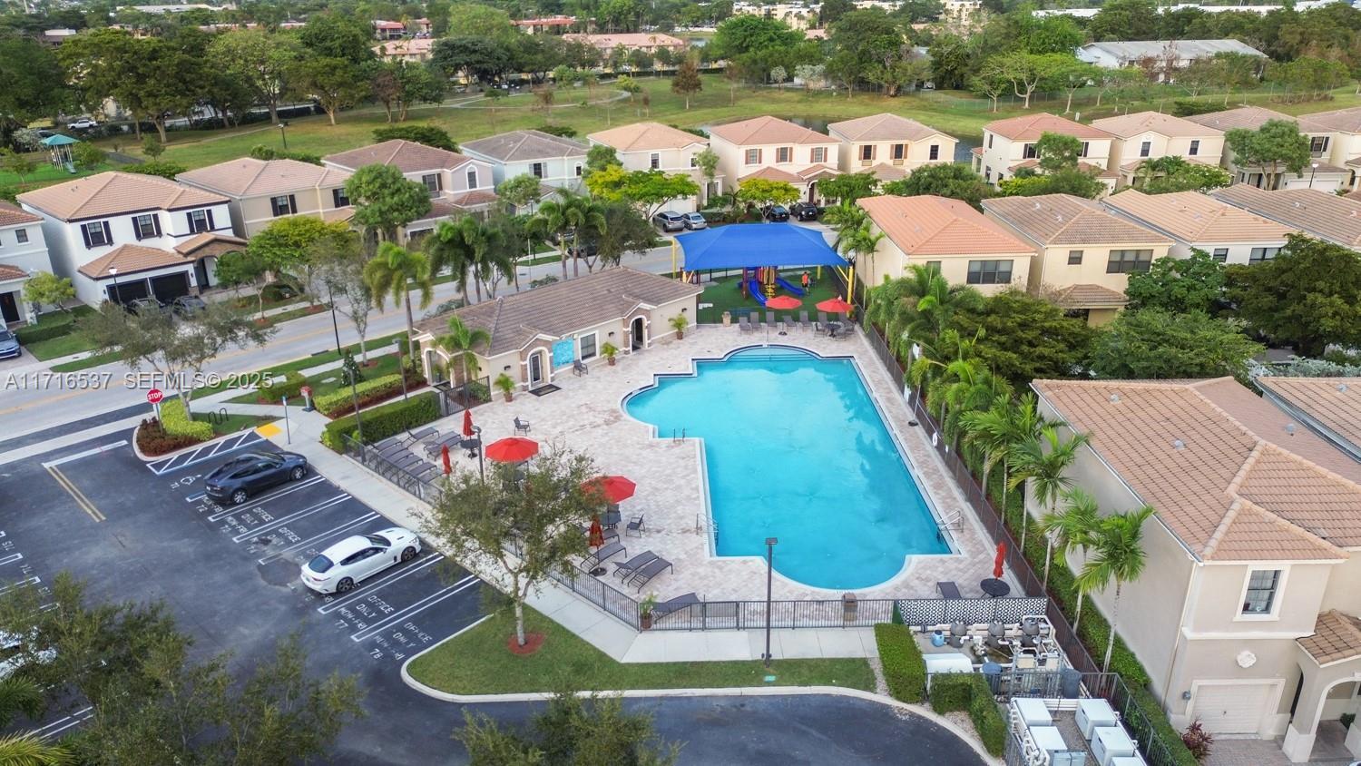 Building Photo - 481 NE 194th Ter