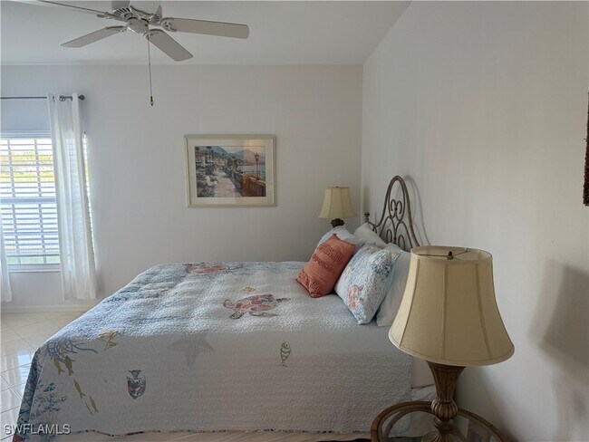 Building Photo - 13070 Amberley Ct