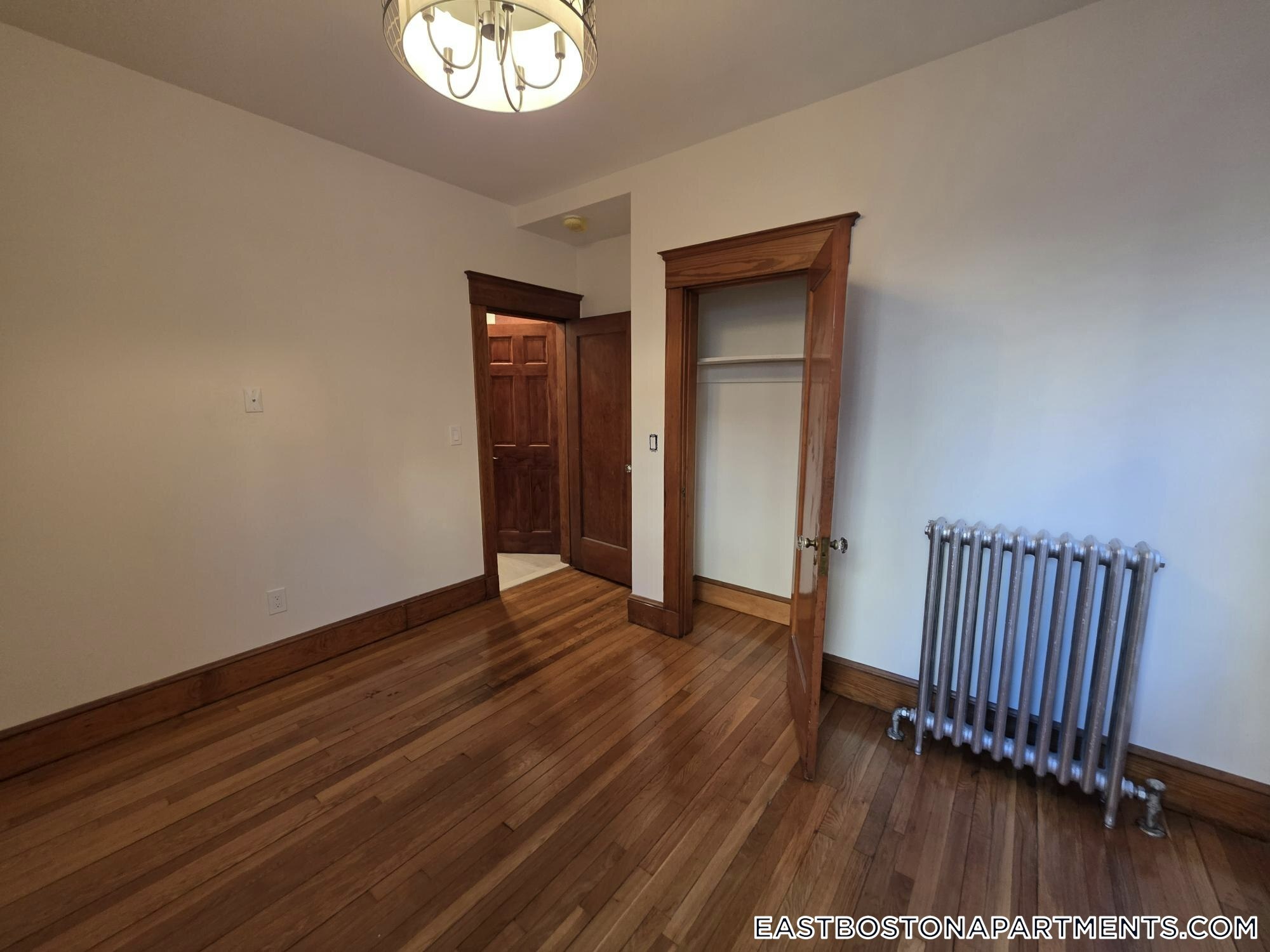 Building Photo - 102 Bayswater St