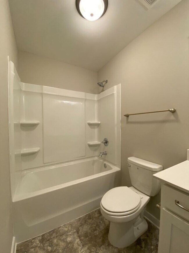 Building Photo - Home for Rent in Pinson, AL!!!! Available to View!