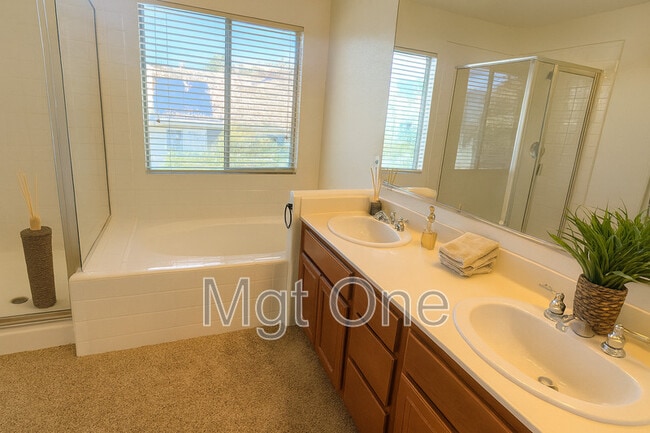 Building Photo - 2968 Coral St