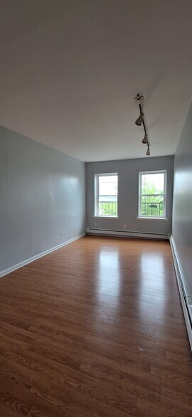 Building Photo - 121 Garrison Ave
