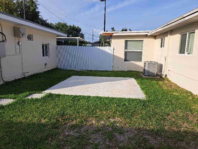 Building Photo - 21900 Cutler Bay