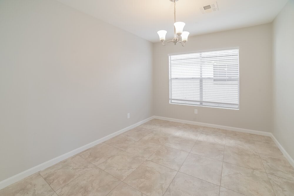 Building Photo - 10119 W Windsor Blvd