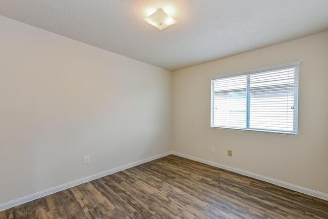 Building Photo - Loma Bella - 2706 Majestic Dr, San Antonio...