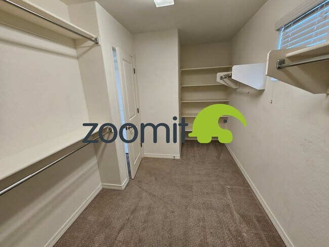 Building Photo - Wonderful 5 bedroom home **Coming Soon May 2026***