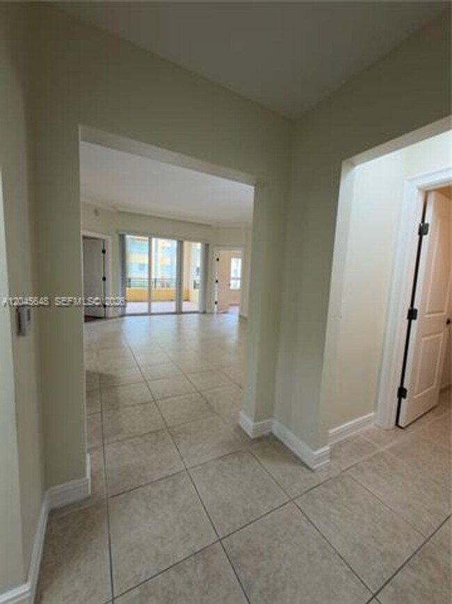 Building Photo - 16100 Emerald Estates Dr
