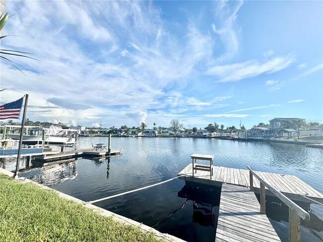 Building Photo - 4528 Floramar Terrace