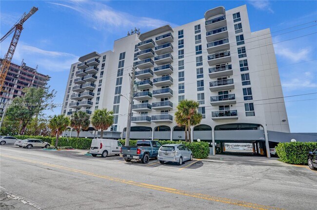 Building Photo - 7928 West Dr