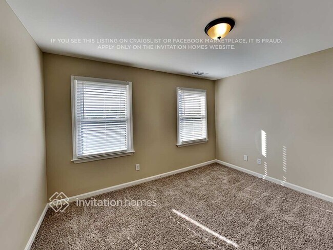 Building Photo - 117 Chickory Ln