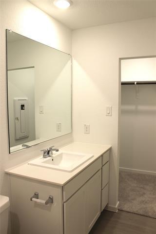 Building Photo - 721 Wagtail Dr