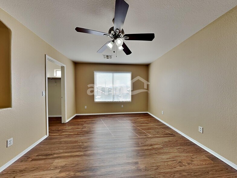 Building Photo - 6222 W Southgate St