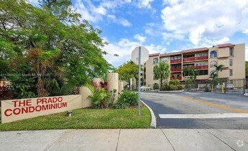 Building Photo - 10651 SW 108th Ave