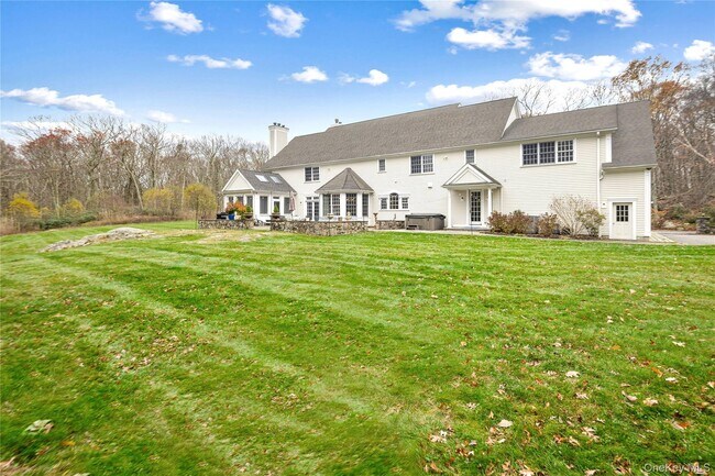 Building Photo - 11 Lost Nations Rd