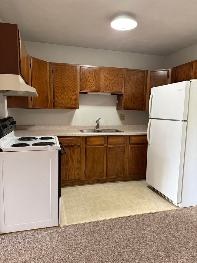 Building Photo - 204 S Buchanan St