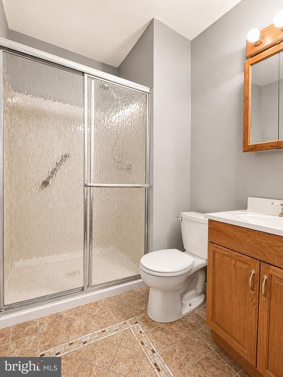 Building Photo - 206 Mountain View Ct