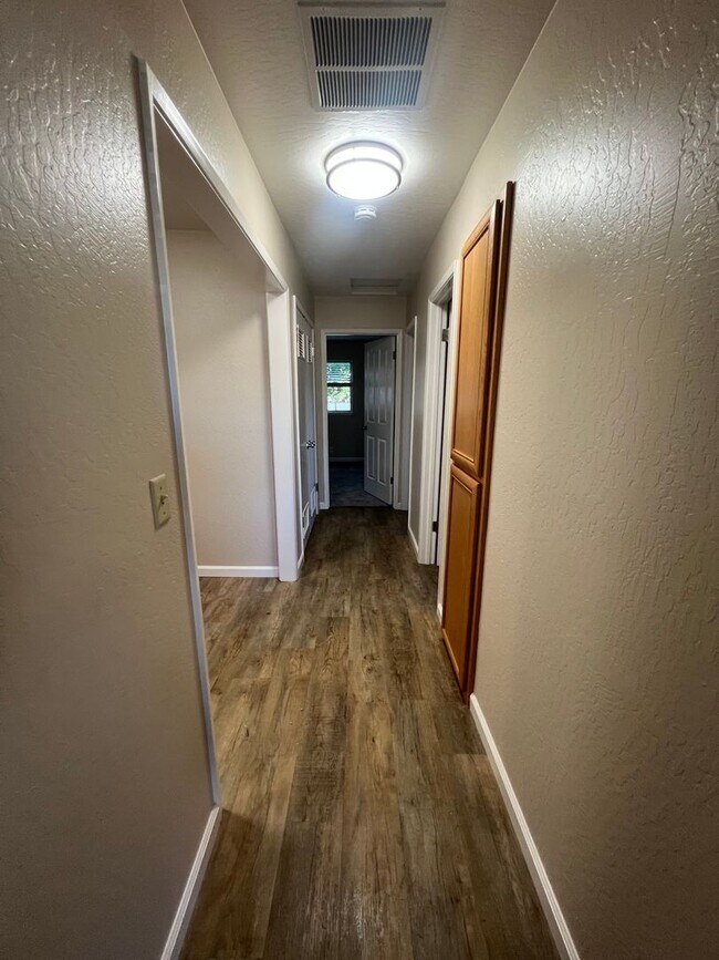 Building Photo - Rincon Valley Three Bedroom Home