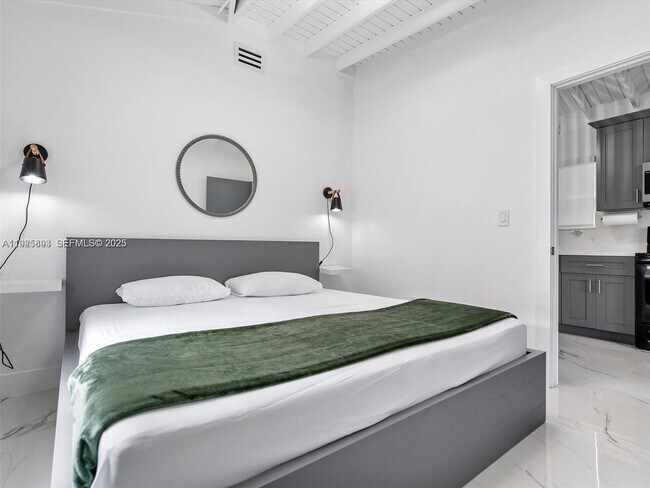 Building Photo - 2171 NW 49th St