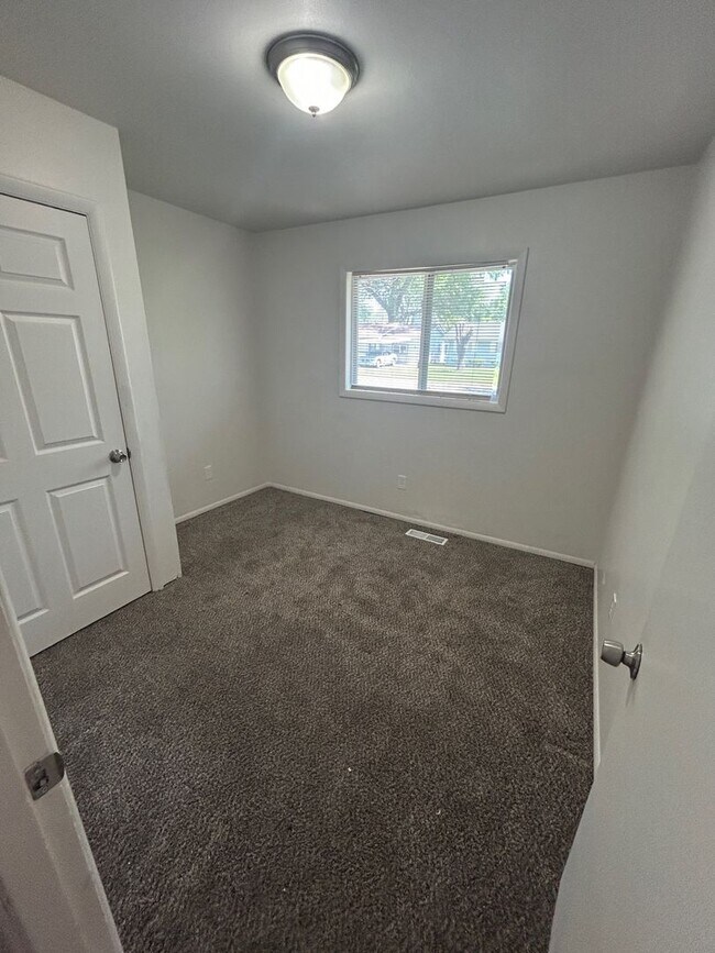 Building Photo - For Lease