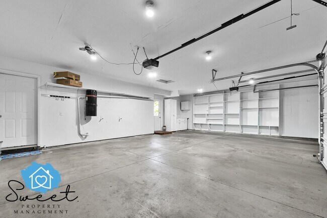 Building Photo - 5499 S Yarrow Pl