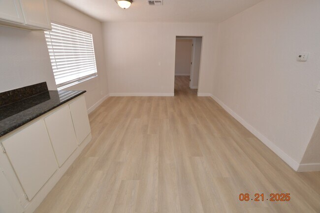 Building Photo - 6751 Sebring St