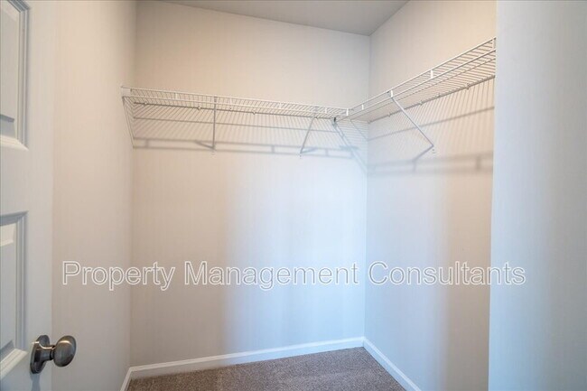 Building Photo - 4151 Hudson Ct SW