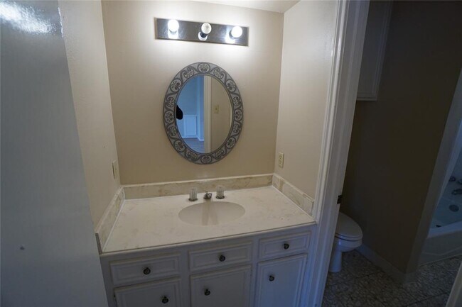 Building Photo - 7827 Candle Ln