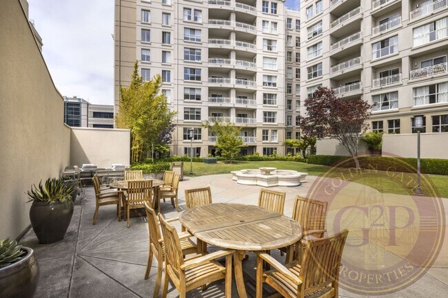Building Photo - Western SoMa - 2 BR, 2 BA Condo 1,160 Sq. Ft. - 3D Virtual Tour